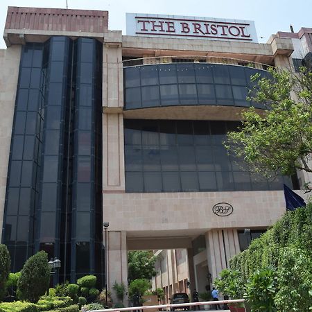 Hotel The Bristol Gurgaon Zewnętrze zdjęcie