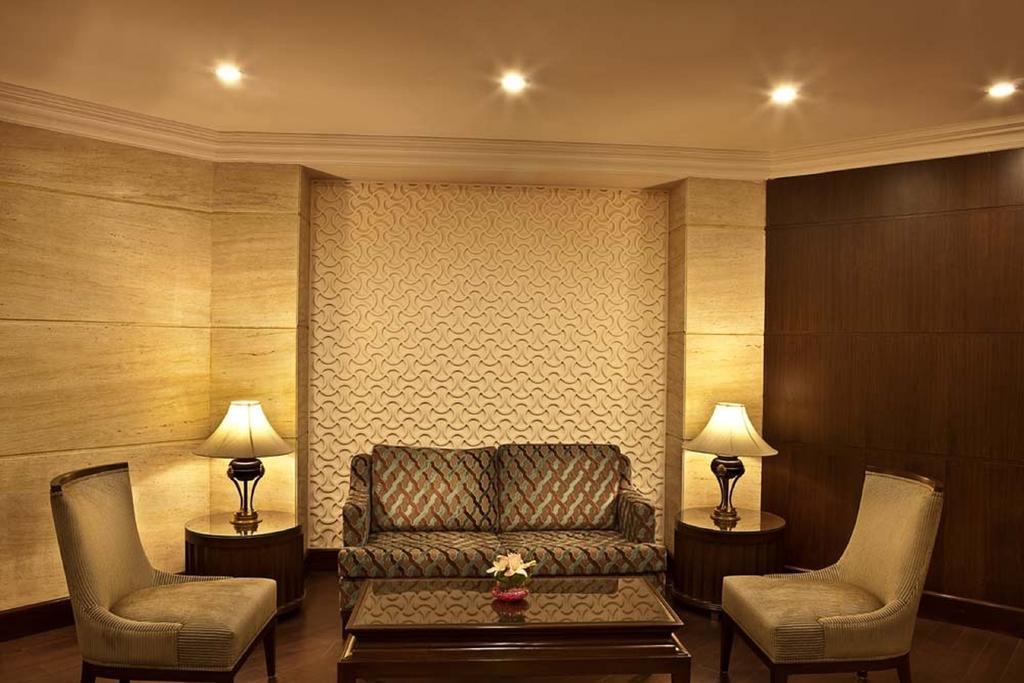 Hotel The Bristol Gurgaon Zewnętrze zdjęcie