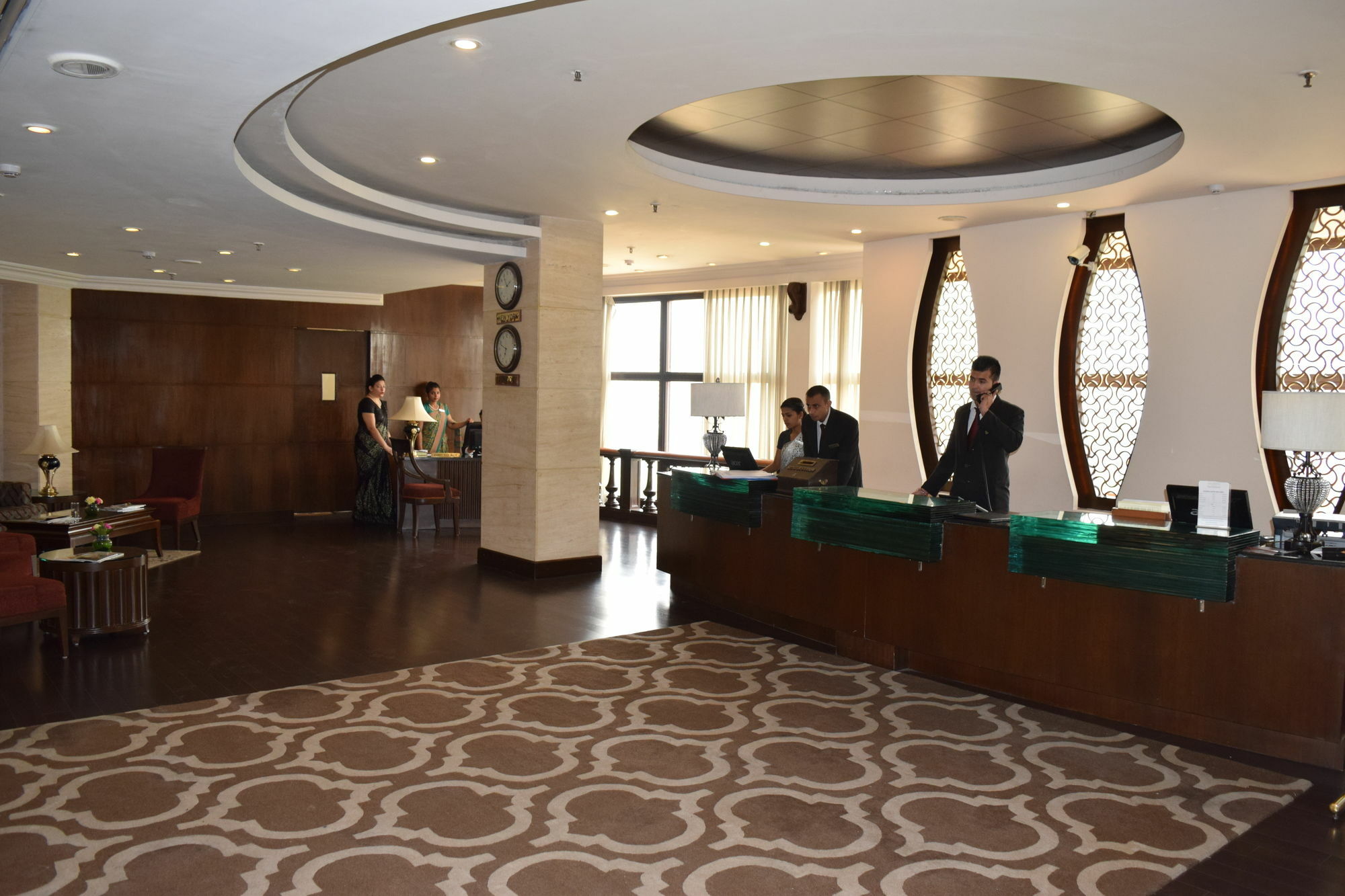 Hotel The Bristol Gurgaon Zewnętrze zdjęcie
